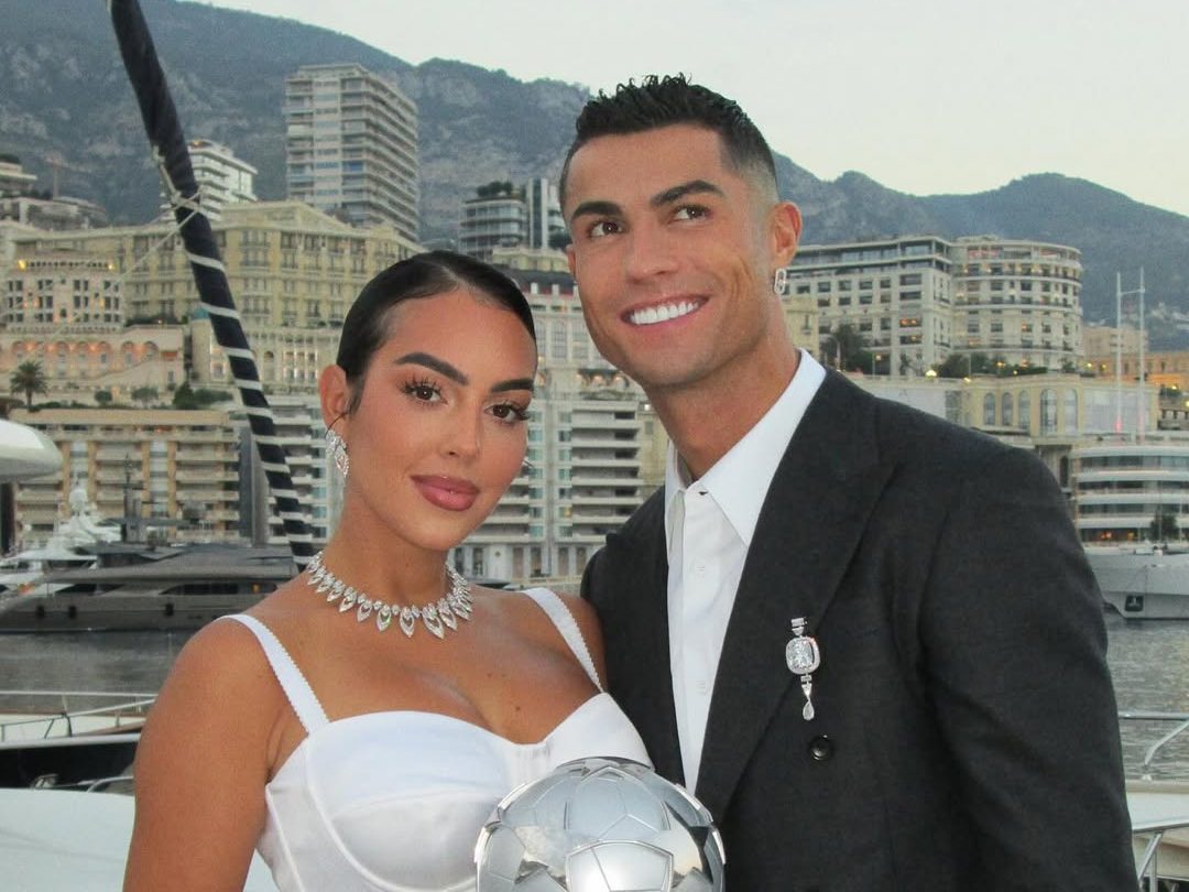 Cristiano Ronaldo – Georgina Rodríguez: Η φωτογραφία με τις βέρες που επιβεβαίωσε τον γάμο τους