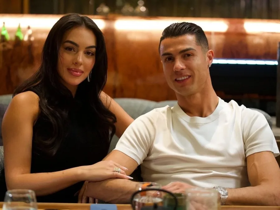 Cristiano Ronaldo: Ξεπερνά κάθε φαντασία το κόστος του δαχτυλιδιού για την πρόταση γάμου στη Georgina Rodríguez