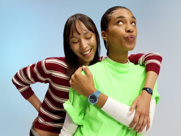 Τα νέα Swatch Essentials φέρνουν χρώμα στην καθημερινότητά σου