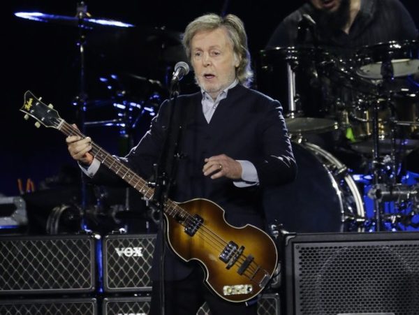 Paul McCartney: Το κλεμμένο μπάσο επιστρέφει και γίνεται ντοκιμαντέρ