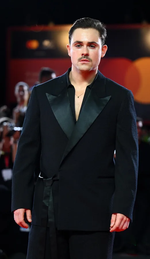 Ο ηθοποιός Dacre Montgomery στο Φεστιβάλ Βενετίας 2025 για την πρεμιέρα της ταινίας Dead Man’s Wire.