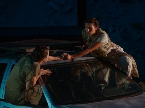 «Αντιγόνη»: The Handbrake Project στο BLUEBOX Creative Studio 
