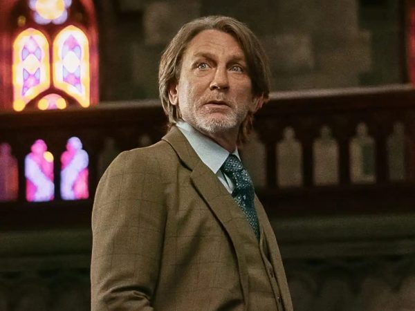 Wake Up Dead Man: Ο Daniel Craig στον πιο σκοτεινό ρόλο της καριέρας του – Δες το trailer