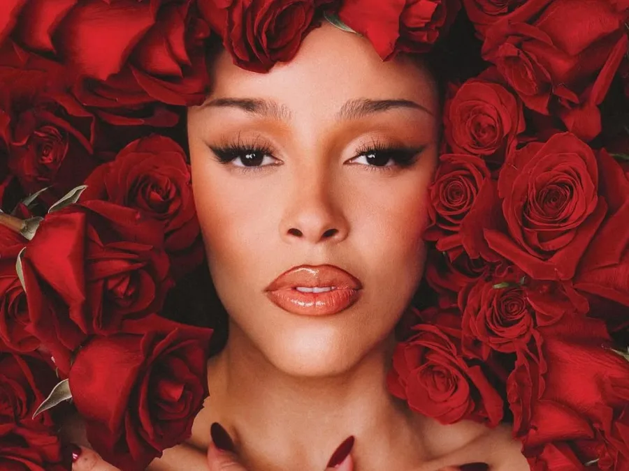 Πορτρέτο της Doja Cat από τον επίσημο λογαριασμό της στο Instagram για το νέο της άλμπουμ Vie.