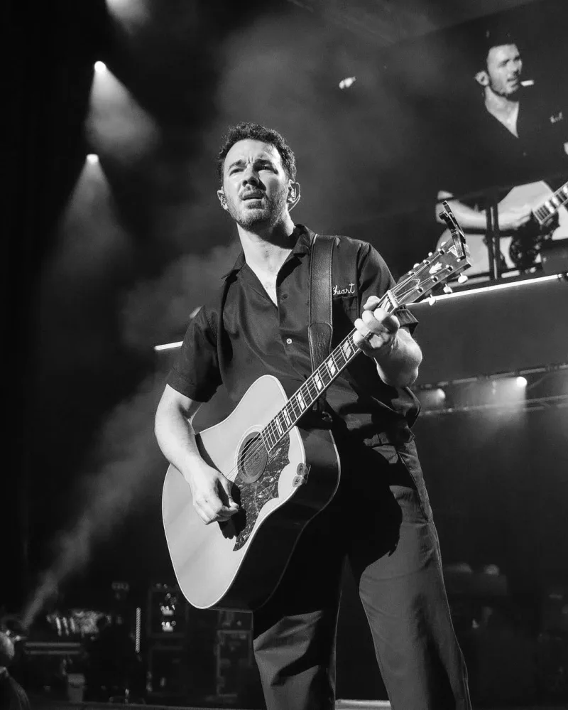 Οι Jonas Brothers σε φωτογραφία από τον επίσημο λογαριασμό τους στο Instagram για την περιοδεία JONAS20.