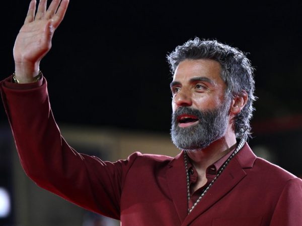Πρεμιέρα στη Βενετία για το In the Hand of Dante με τον Oscar Isaac σε ρόλο-έκπληξη