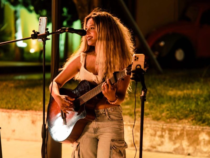 Η Sidorela Sindy μιλά στο mad.gr πριν ανέβει στη σκηνή του Παλλάς