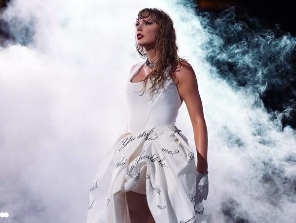 Taylor Swift: 24ωρο ραδιόφωνο παίζει αποκλειστικά τη μουσική της