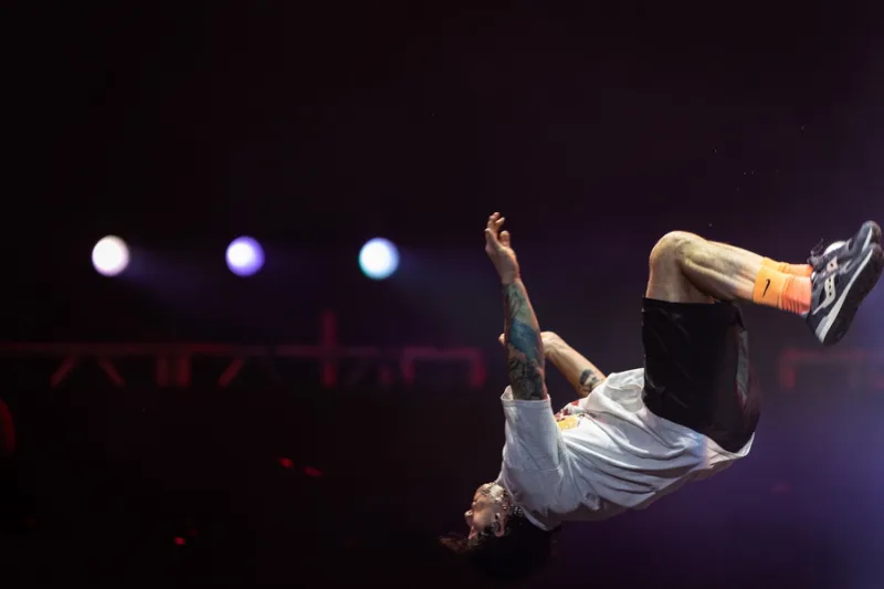 Το συγκρότημα Twenty One Pilots που κατέκτησε την κορυφή του Billboard με το νέο τους άλμπουμ Breach.