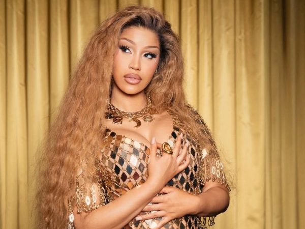 Cardi B: Περιμένει το τέταρτο παιδί της με τον Stefon Diggs