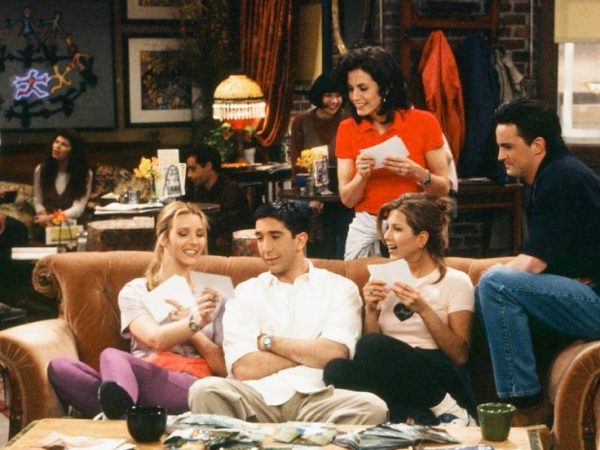 Reboot ή ιεροσυλία; Ποιές τηλεοπτικές σειρές που αγαπήσαμε αξίζουν μια δεύτερη ευκαιρία και ποια όχι