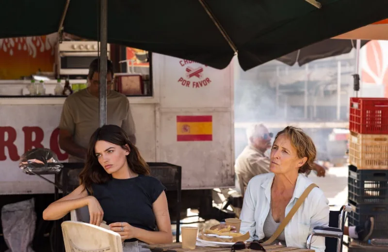 Hot Milk: Το πολυαναμενόμενο ψυχολογικό δράμα της Rebecca Lenkiewicz στις ελληνικές αίθουσες