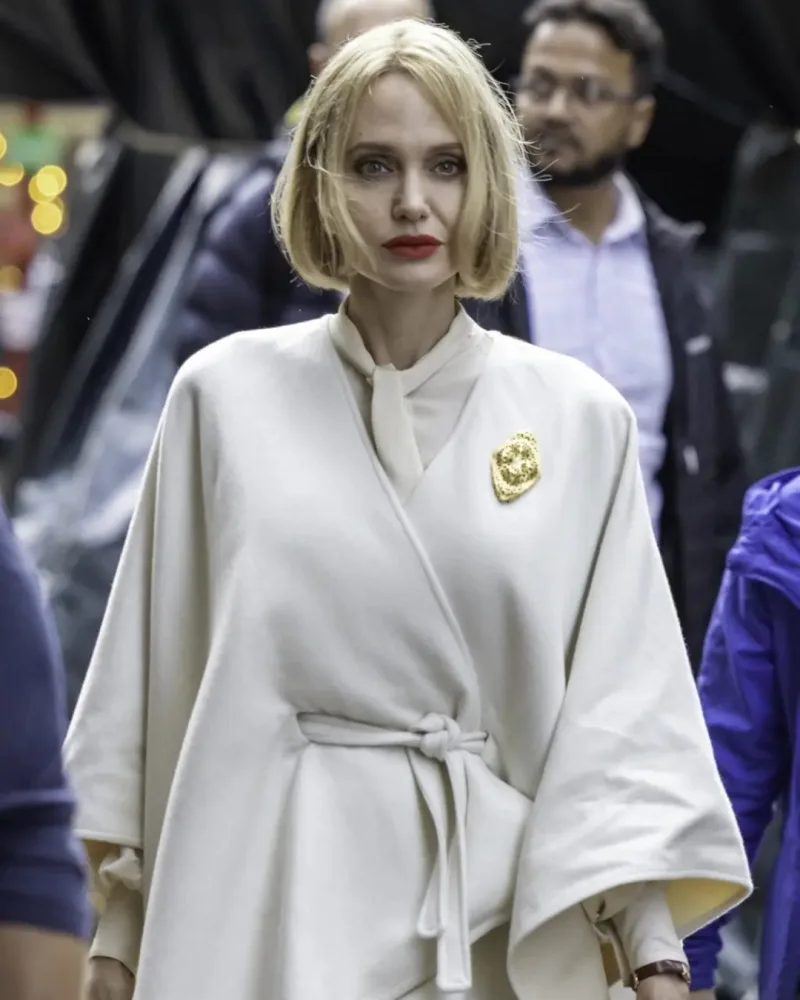Angelina Jolie