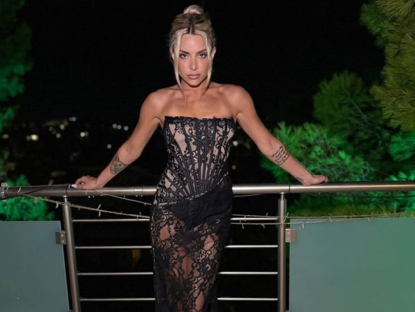 Νίνο-Josephine: Η πρώτη live εμφάνιση του «Τι Κάνεις;» έγινε αμέσως viral