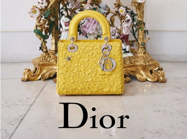 Lady Dior: Το όραμα του Jonathan Anderson για τη γυναικεία συλλογή του οίκου