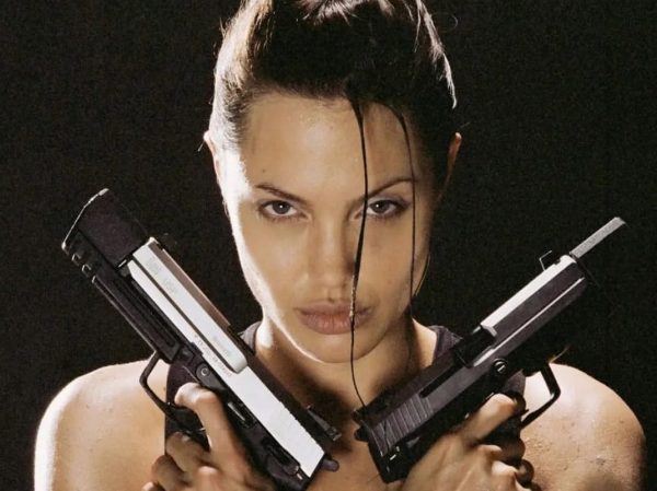 Μετά την Angelina Jolie αυτή είναι η νέα Lara Croft