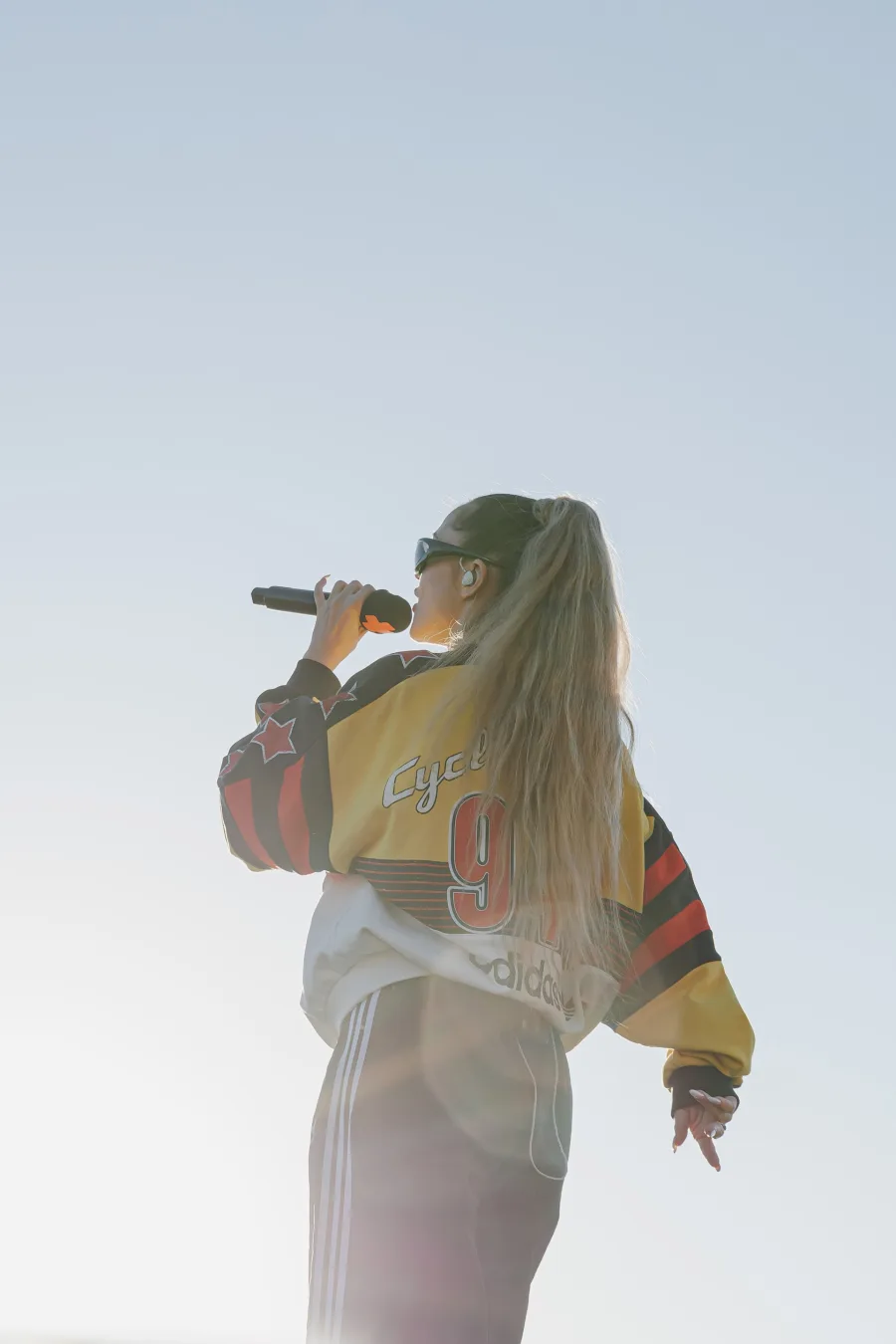 Lila HΘΕ
