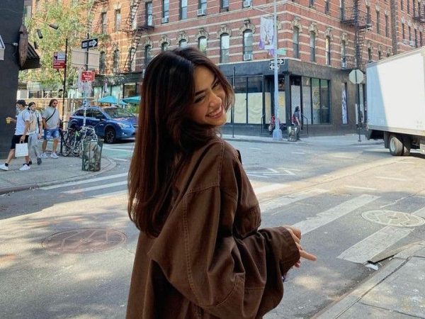 Lucky Girl Syndrome: Το trend στον κόσμο των Gen Z που υπόσχεται επιτυχία μόνο με τη σκέψη