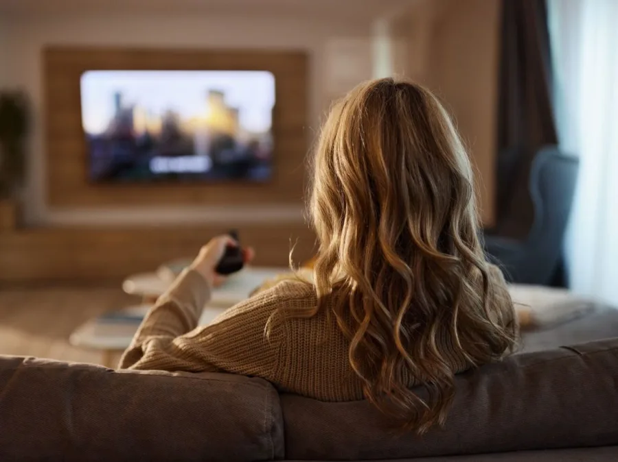 Μόδα και στυλ από τη σειρά Emily in Paris του Netflix