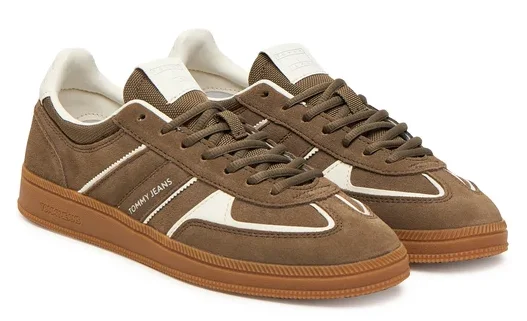 suede_sneakers_tommy