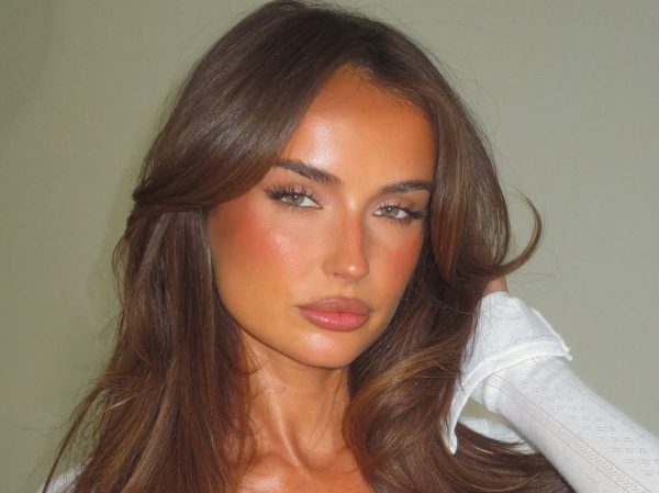 Jelly donut blush: Το νέο trend στο μακιγιάζ που αγαπούν όλοι τα TikTokers