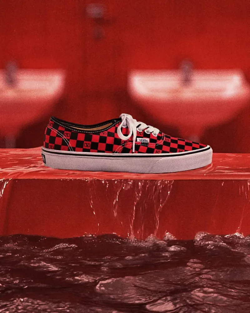 vans_valentino