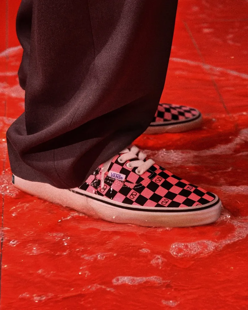vans_valentino