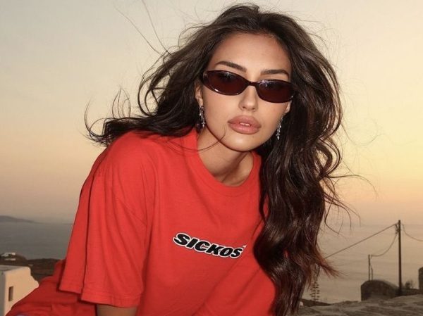 Hot Girl Walk: Η συνήθεια που ενώνει ψυχική υγεία και αυτοπεποίθηση σε 30 λεπτά