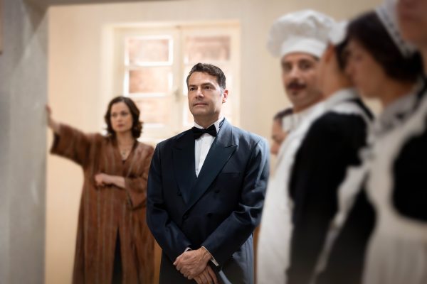 Grand Hotel: Αυτοί είναι οι 8 νέοι ώρες και τα μυστικά τους