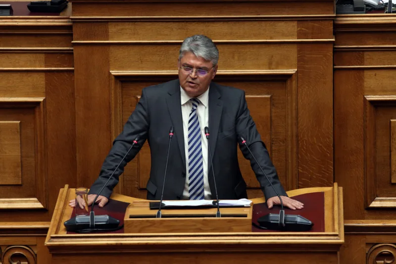 Ο πρόεδρος του κόμματος Νίκη, Δημήτρης Νατσιός, σε επίσημο στιγμιότυπο.