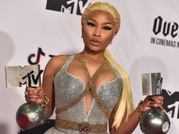 Η Nicki Minaj πατάει cancel στο album της και στοχοποιεί τον Jay-Z