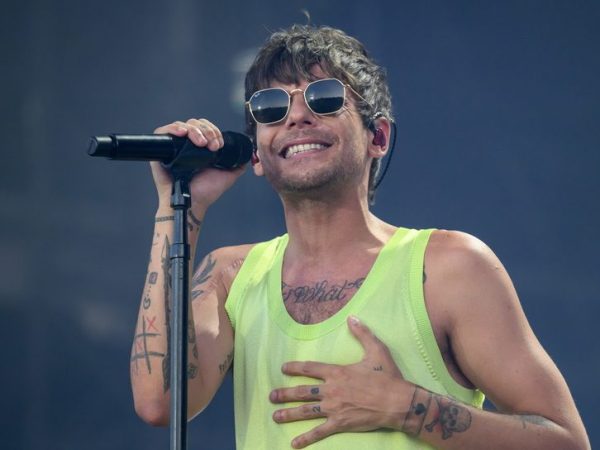 Ο λόγος που ο Louis Tomlinson δεν μπορεί να φανταστεί επανένωση των One Direction