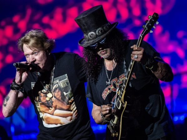 Ο Slash προαναγγέλλει νέο δίσκο των Guns N’ Roses μετά από 17 χρόνια