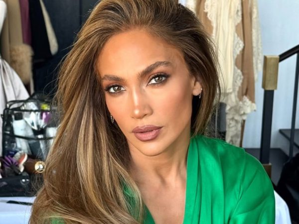 Jennifer Lopez: Ξέσπασε σε κλάματα μπροστά στις κάμερες (video)