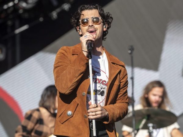 Ο Joe Jonas άκουσε το The Life of a Showgirl της Taylor Swift και το σχολιάζει