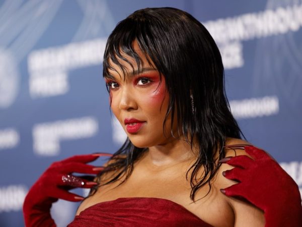 Μήνυση στη Lizzo για το TikTok τραγούδι που τρόλαρε τη Sydney Sweeney