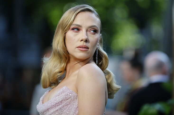 Adam Driver και Scarlett Johansson σε μία ταινία που ξεχώρισε τις Κάννες – Δες το trailer του «Paper Tiger