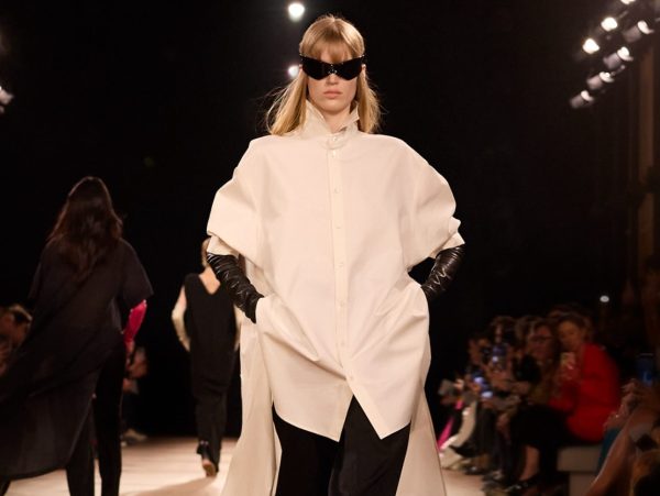 Η αναγέννηση του οίκου Balenciaga μέσα από τα μάτια του Pierpaolo Piccioli
