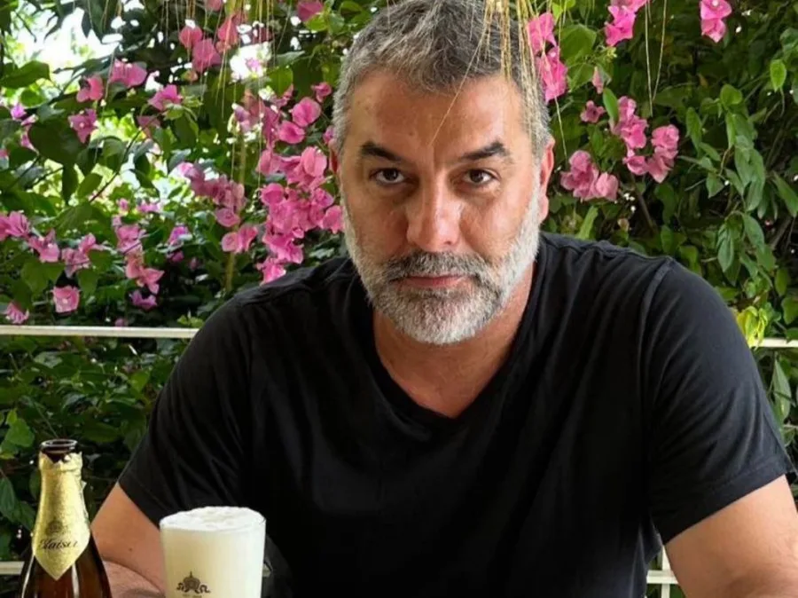 Βασίλης Μπισμπίκης