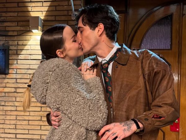 Dove Cameron-Damiano David: Δύο χρόνια μαζί και η αγάπη τους είναι πιο δυνατή από ποτέ
