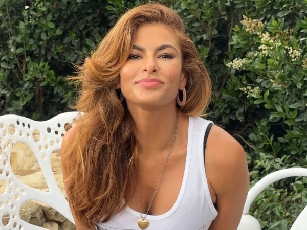 Work Hard, Play Hard: Η Eva Mendes στην πιο δυναμική καμπάνια της Stella McCartney