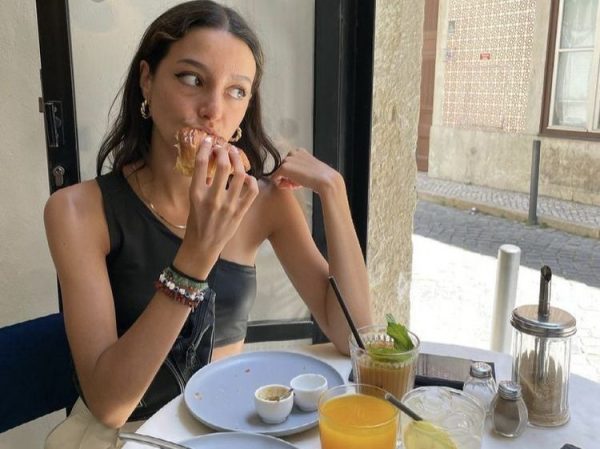 Από το junk στο mindful eating: Πώς η Gen Z αλλάζει τον τρόπο που τρώμε