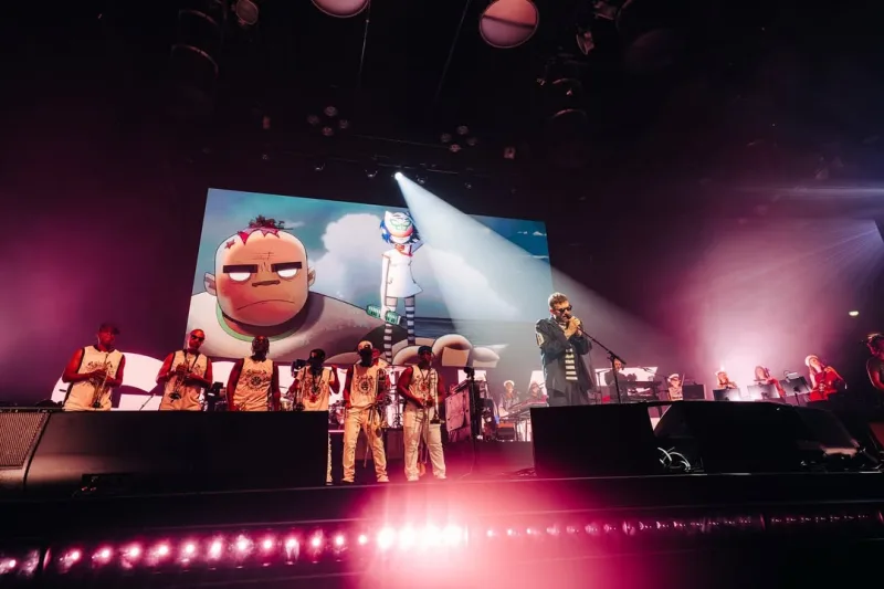 Το εικονικό συγκρότημα Gorillaz σε προωθητική φωτογραφία για τη sold out συναυλία τους στο Release Athens.