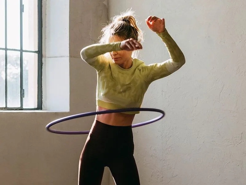 γυμναστική 16. Από hula hoop μέχρι pole! Τα 7 πιο ασυνήθιστα workouts που πραγματικά καίνε λίπος