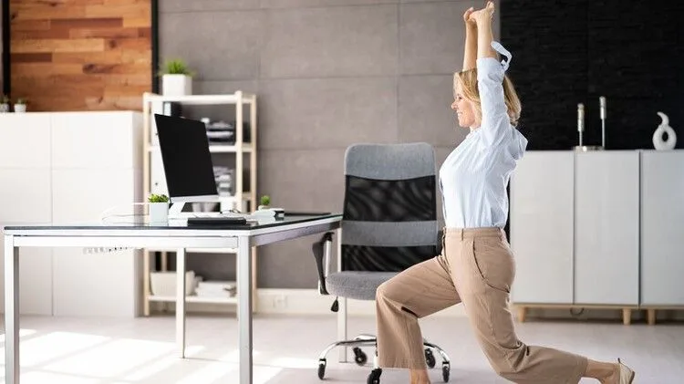 Το express 3λεπτο workout στη δουλειά