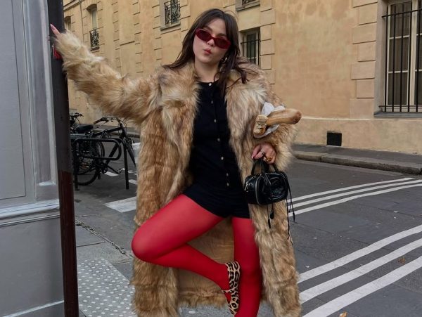Το μαύρο καλσόν πέθανε: Αυτό είναι το pop χρώμα που θα το αντικαταστήσει