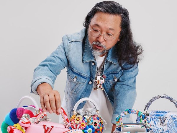 20 χρόνια μετά: Το Παρίσι ζει ξανά στο pop-universe της Louis Vuitton με τον Takashi Murakami