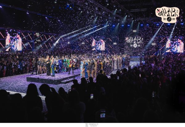 Madwalk 2025: Η νέα γενιά των pop stars «ντύνει» τη μόδα όπως ποτέ ξανά!