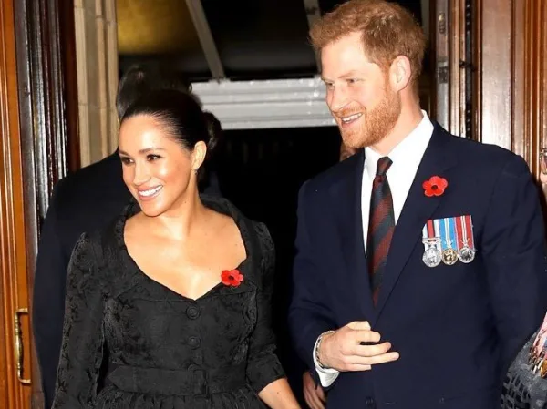 Η Meghan Markle και ο Πρίγκιπας Harry σε επίσημη εμφάνιση από τον λογαριασμό τους στο Instagram.