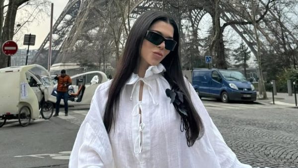 Η Νικολίνα Νικολάζου στο MadWalk TV: Η ιστορία πίσω από το κόκκινο φουλάρι από το coming out της στο My Style Rocks